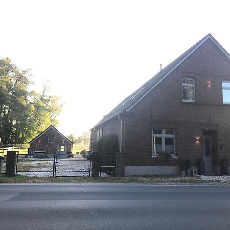 Ks Kotten Bed And Breakfast Rees Luaran gambar